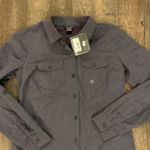 Eddie Bauer Button Down Top NWT - Picture 3 of 13